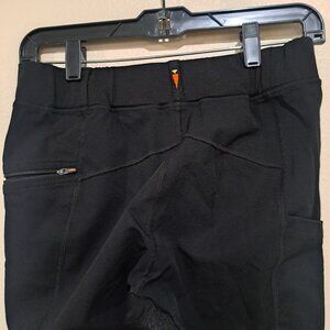 Kerrits Women's Equestrian Horse Riding pants with silicone inner legs Medium